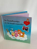 Kinderboek De troetelbeertjes en de twaalf maanden, Ophalen of Verzenden, Gelezen, Fictie algemeen