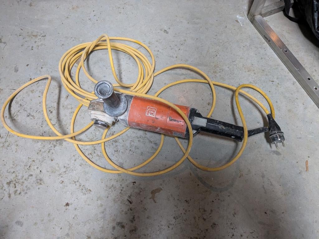 Grote slijptol  haakse slijper, Ophalen of Verzenden, Gebruikt, 1000 watt of meer, Haakse handslijpmachine