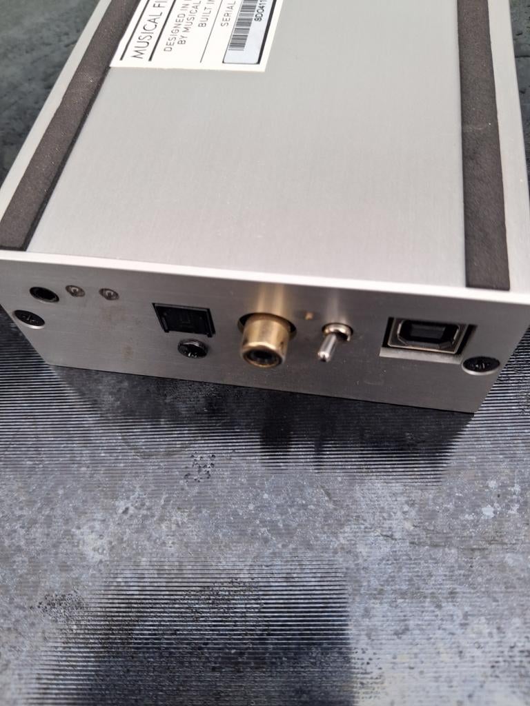 Musical Fidelity V-DAC II D/A-converter, Overige merken, Ophalen of Verzenden, Minder dan 60 watt, Gebruikt