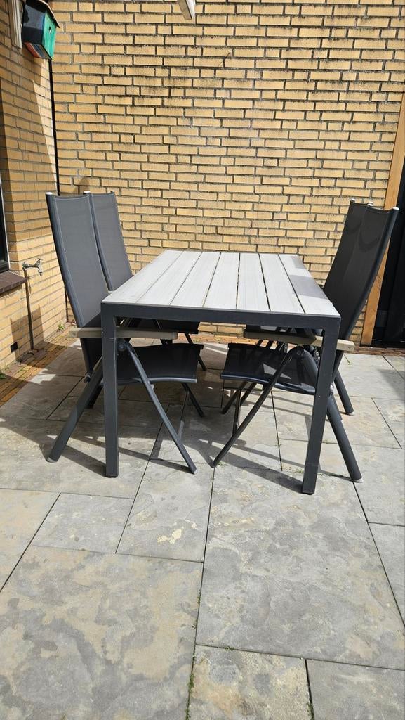 Tuintafel met 4 standen-stoelen, Ophalen, Gebruikt