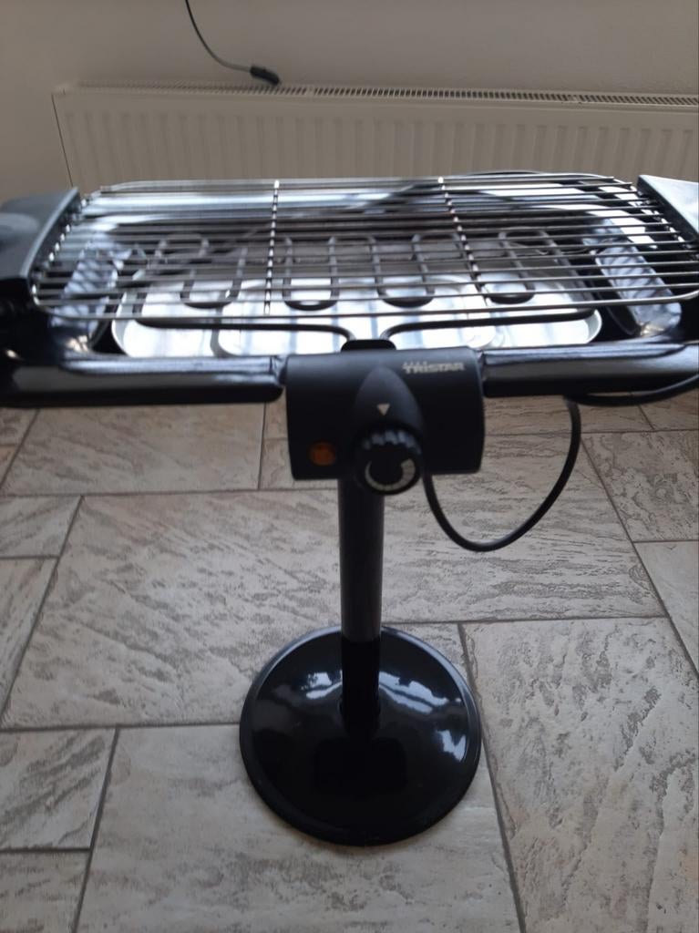Goedwerkende elektrische barbecue, Tuin en Terras, Elektrische barbecues, Ophalen, Zo goed als nieuw, Tristar