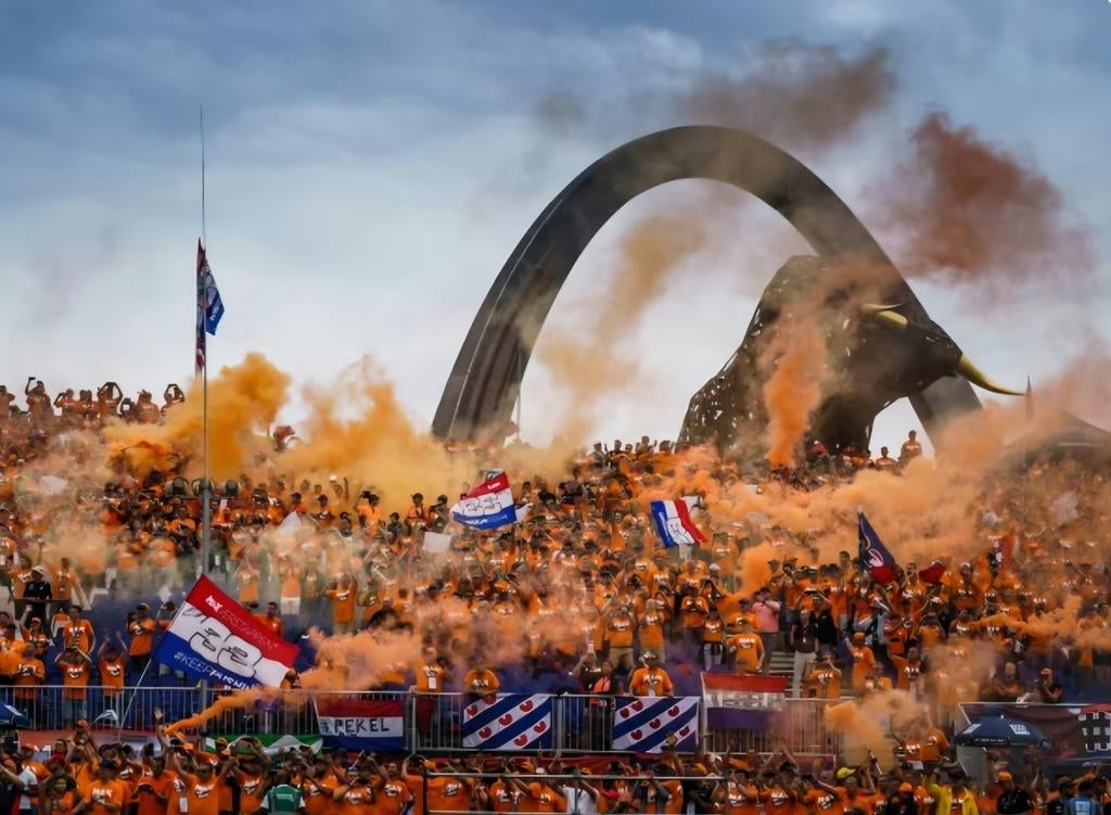 Red Bull Racing Formule 1 weekend Tickets Oostenrijk 2 stuks, Tickets en Kaartjes, Losse kaart, Twee personen, Juni, Buitenland