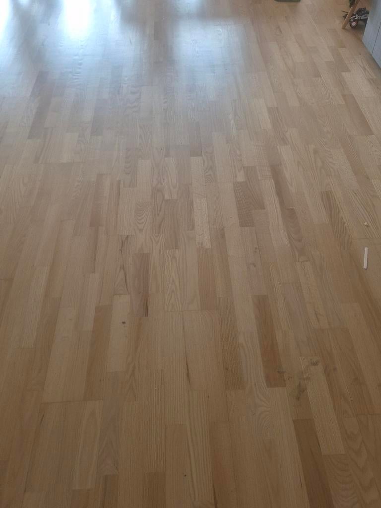 Gratis af te halen: Beuken vloer in strookjes (ca. 70 m2), Doe-het-zelf en Verbouw, Vloerdelen en Plavuizen, Gebruikt, 50 tot 150 cm