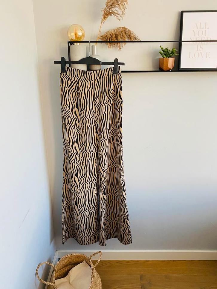 Lange broek/ damesbroek/ pantalon van Loavies, maat XS/34, Kleding | Dames, Broeken en Pantalons, Nieuw, Maat 34 (XS) of kleiner