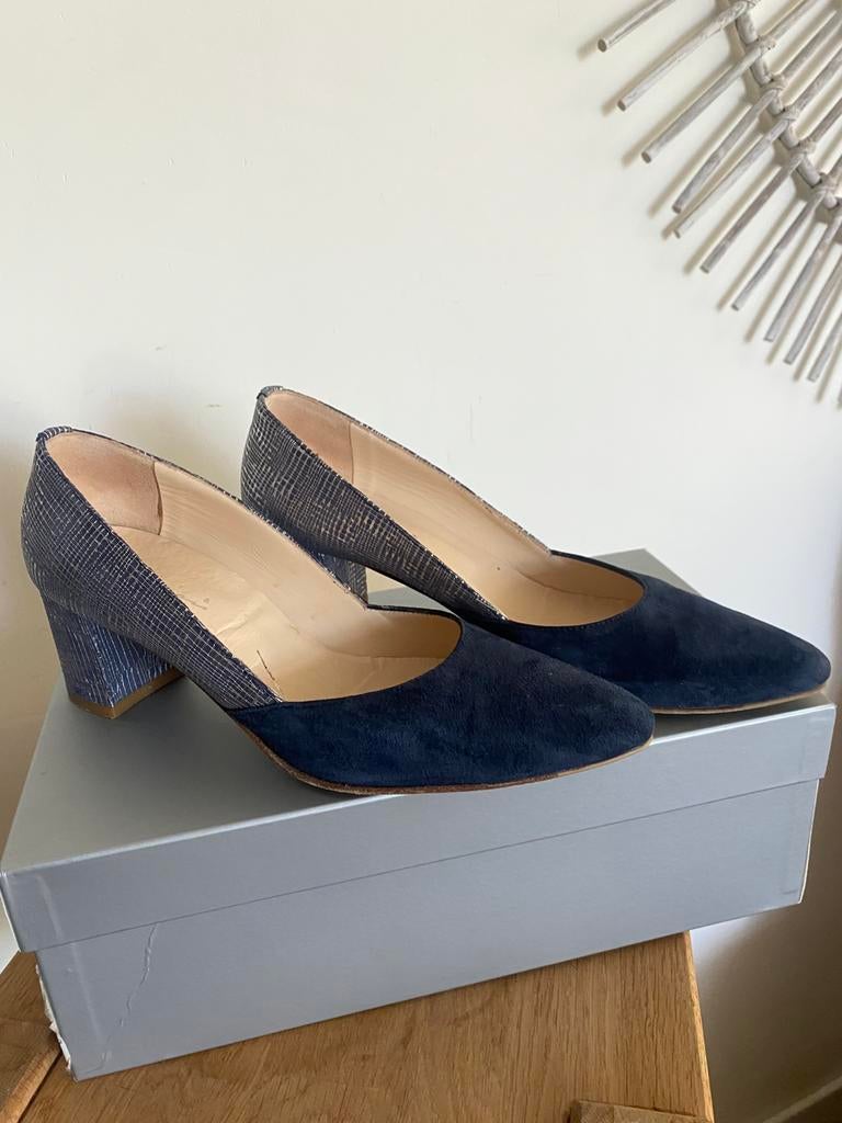 Elegante blauwe pumps van het merk Lilian, maat 39, Ophalen of Verzenden