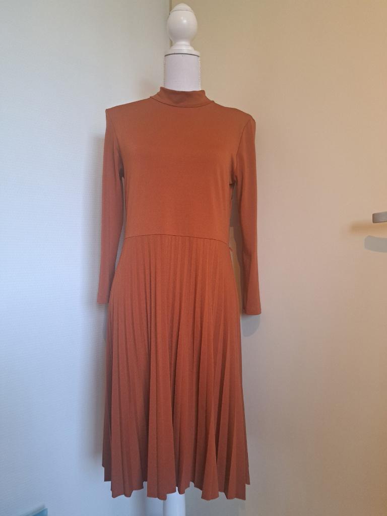 Bruin jurk Anna Field, Kleding | Dames, Jurken, Maat 38/40 (M), Anna Field, Bruin, Nieuw