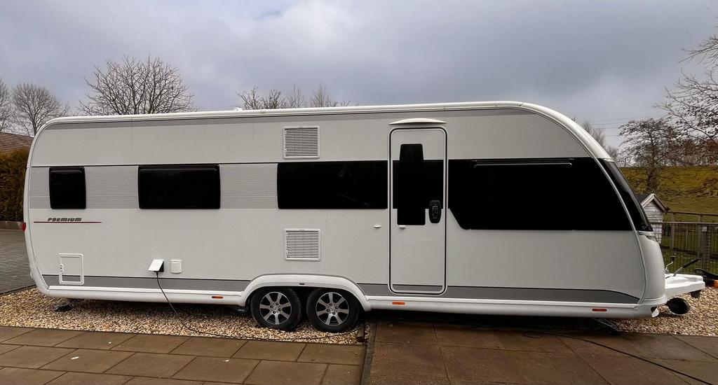 Hobby premium 660 WFU mover voortent + luifel voortentluifel, Caravans en Kamperen, Caravans, Rondzit, Hobby, Schokbreker, Frans bed