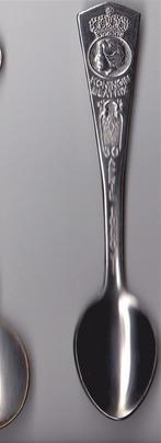 Lepeltje Koningin Beatrix 30 april 1980., Ophalen of Verzenden, Zo goed als nieuw, Metaal, Bestek