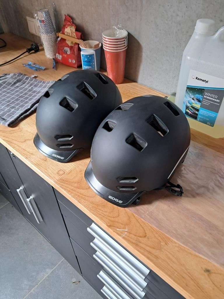 Fietshelm Edge, maat L, Ophalen of Verzenden