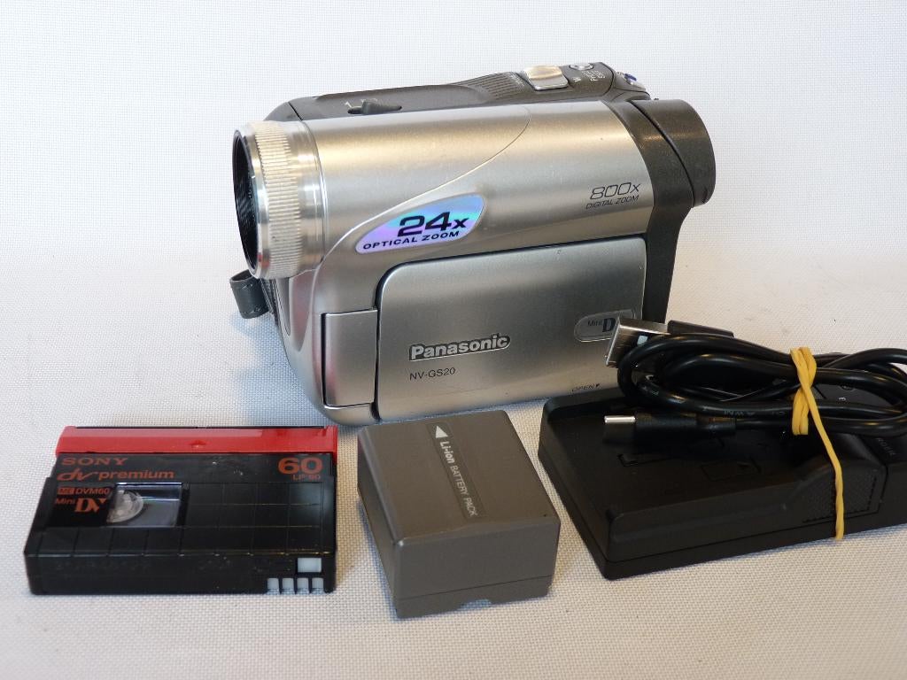 Panasonic NV-GS20EG MiniDV, accu, oplader. geen LCD, Audio, Tv en Foto, Videocamera's Digitaal, Gebruikt, Panasonic, 20x of meer