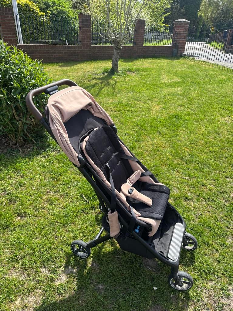 Dubatti buggy, Kinderen en Baby's, Buggy's, Ophalen of Verzenden, Gebruikt, Overige merken, Verstelbare rugleuning