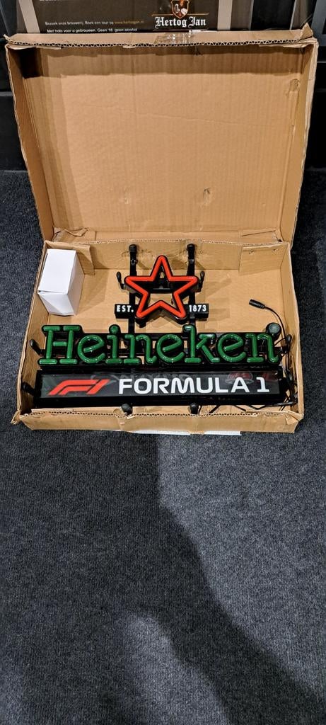 Heineken Formule 1 lichtbak, Verzamelen, Merken en Reclamevoorwerpen, Ophalen of Verzenden, Zo goed als nieuw, Lichtbak of (neon) lamp