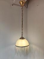 Vintage lamp met melkglas kap en kraaltjes, Ophalen