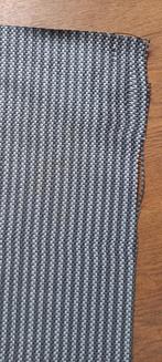 Tenttapijt  lengte3.70 m  breed 2.30 m, Ophalen, Gebruikt