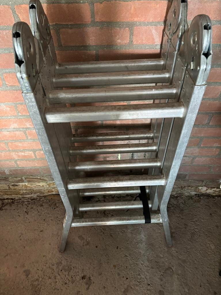 Altrex vouwladder, Doe-het-zelf en Verbouw, Ophalen, Gebruikt, Ladder, Opvouwbaar of Inschuifbaar