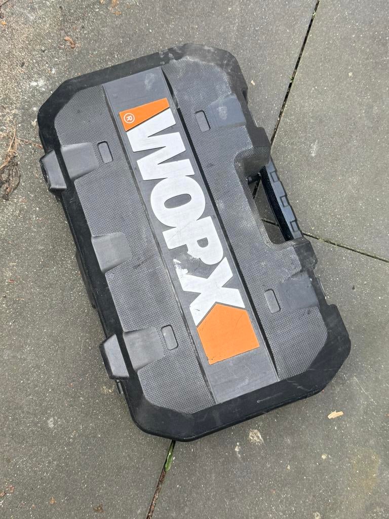 Wox WX427 hand cirkelzaag bijna niet gebruikt, Doe-het-zelf en Verbouw, Gereedschap | Zaagmachines, Ophalen, Cirkelzaag, 600 tot 1200 watt