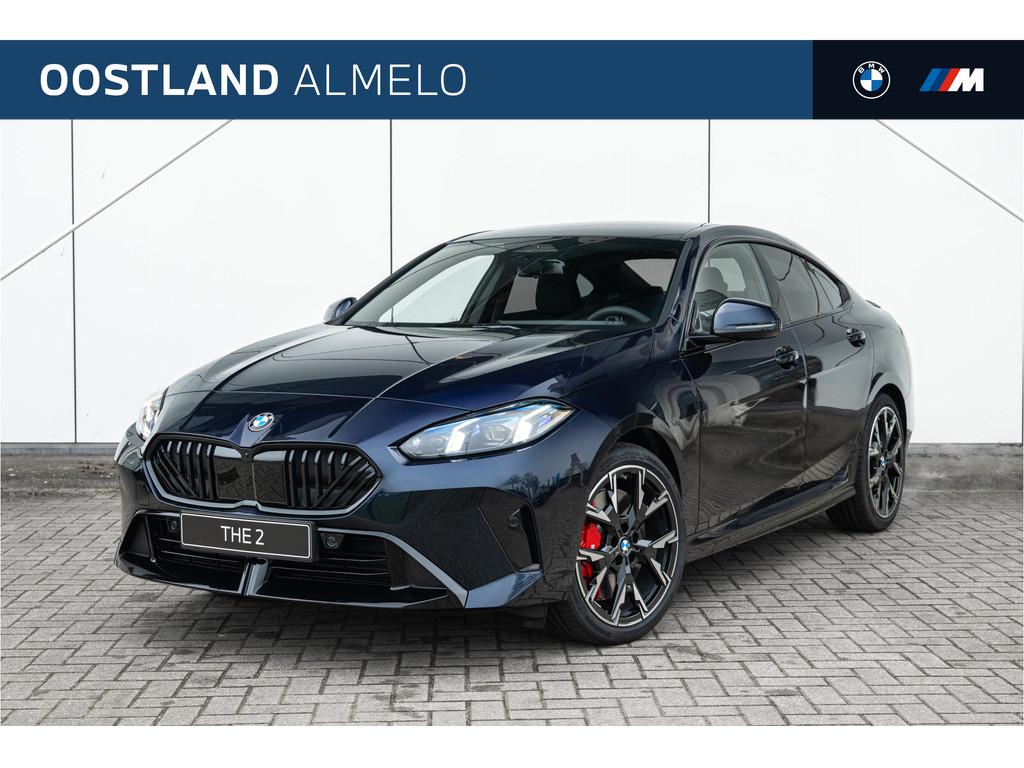 BMW 2 Serie Gran Coupé 220 M Sport Automaat / Sportstoelen, Zwart, 156 pk, Blauw, Bedrijf