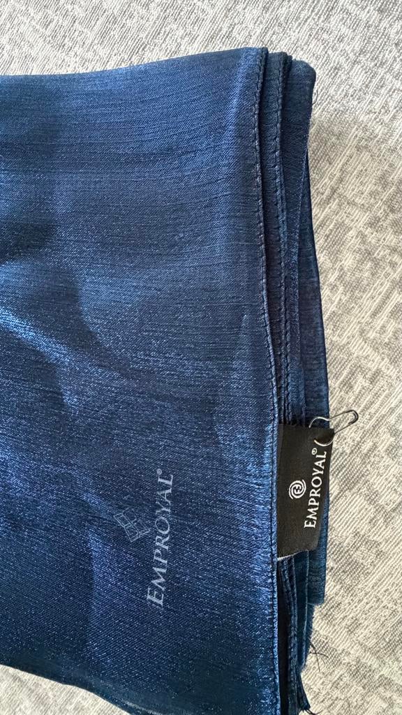 Emproyal hoofddoek donkerblauw, Ophalen of Verzenden, Nieuw, Sjaal