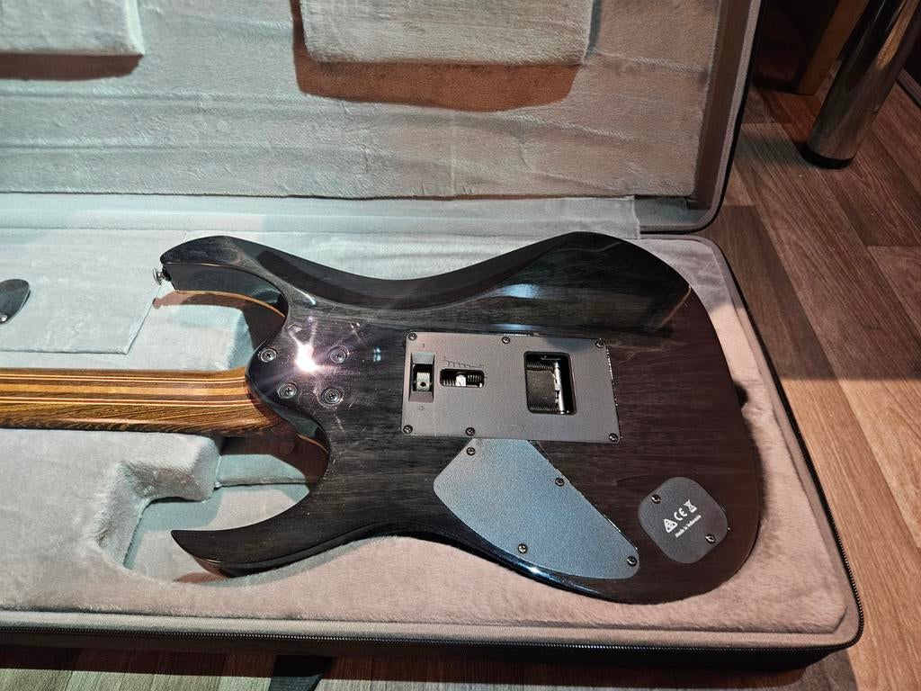 Ibanez RG1070PBZ (incl. Softcase), Ophalen, Zo goed als nieuw
