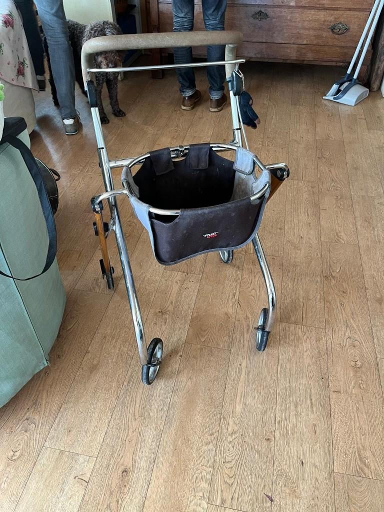 2 rollators, Diversen, Rollators, Ophalen, Opvouwbaar, Gebruikt