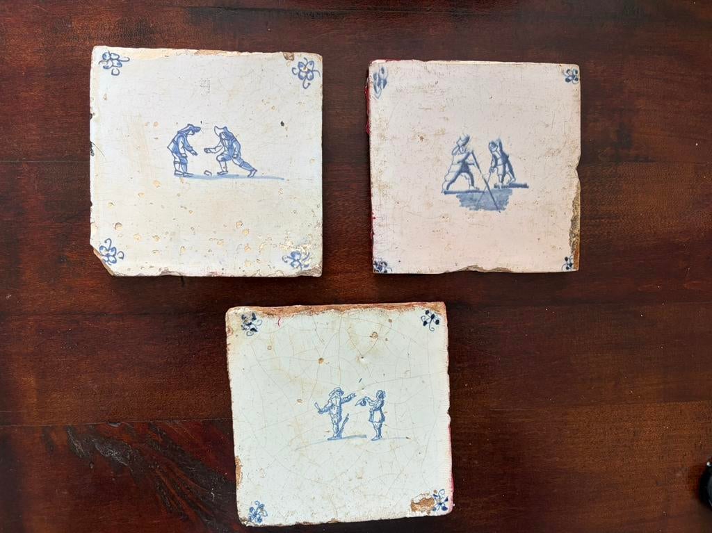 Set van 3 Antieke Delftsblauwe tegels , 17de eeuws, Ophalen of Verzenden