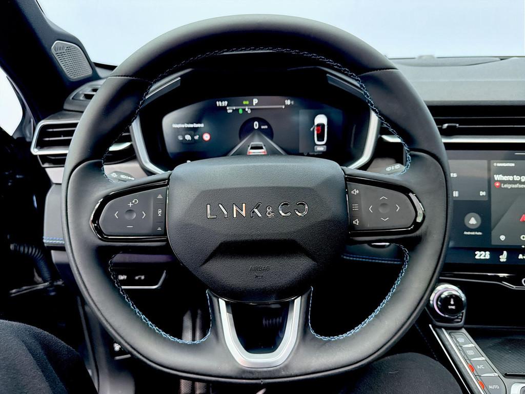 Lynk en Co 01 1.5 MY23 - Jonge klasse, volwassen rijbeleving, Stof, Euro 6, Met garantie (alle), Zwart