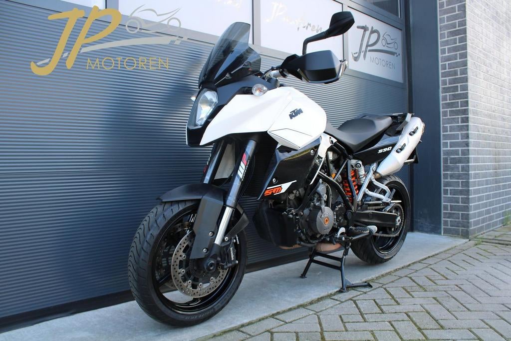 KTM 990 SMT Supermoto T (2012) *Akrapovic*, Motoren, Motoren | KTM, 2 cilinders, KTM, Motorrijbewijs A, Bedrijf