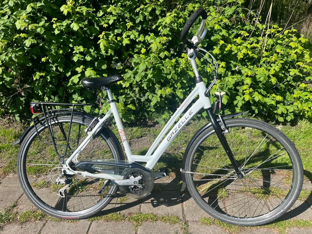 Gazelle Fuente pure 28 inch sportive damesfiets, Fietsen en Brommers, 53 tot 56 cm, Ophalen of Verzenden, Zo goed als nieuw, Meer dan 20 versnellingen