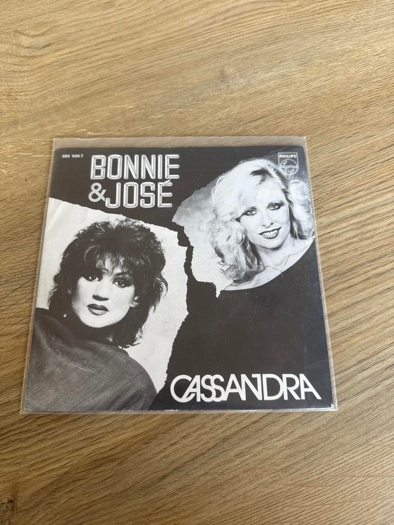 Bonnie & José - Cassandra - Vinyl Single, Cd's en Dvd's, Vinyl Singles, Gebruikt, Single, 1980 - 1989, Nederlandstalig, 7 inch