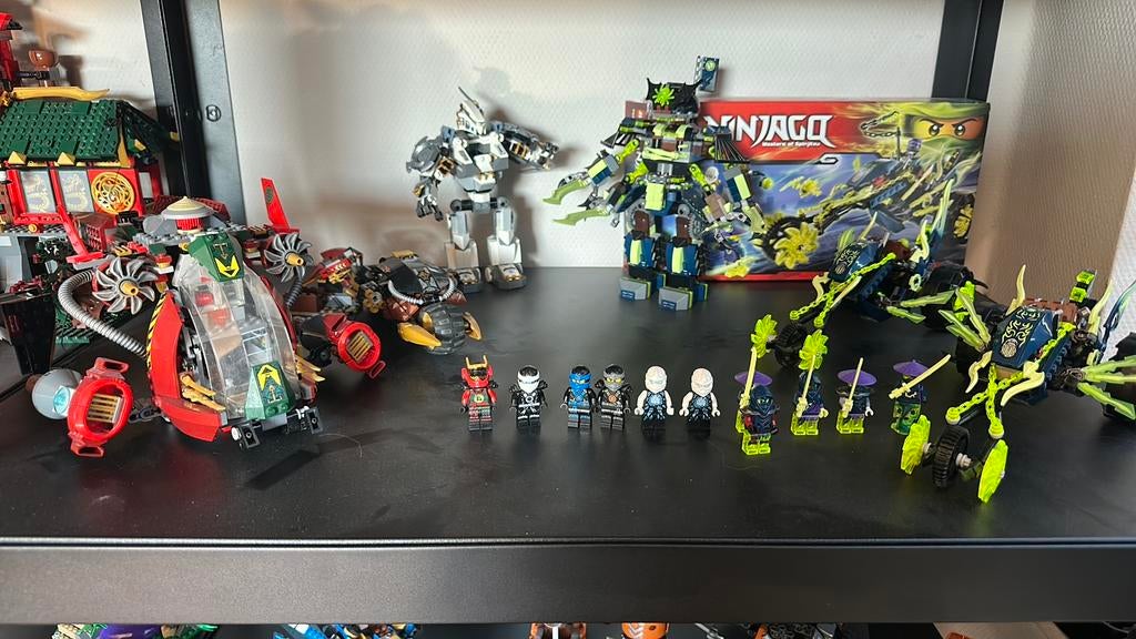 Lego 70735 70733 70737 70730 2 x, Kinderen en Baby's, Speelgoed | Duplo en Lego, Ophalen, Zo goed als nieuw