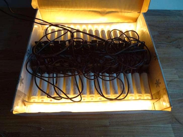 Oude kerstverlichting buiten 30 kaarslampjes Gamma kerst, Diversen, Kerst, Zo goed als nieuw, Ophalen of Verzenden