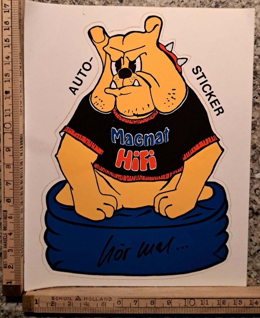 Vintage sticker Magnat HIFI Bulldog autosticker stereo, Ophalen of Verzenden, Zo goed als nieuw
