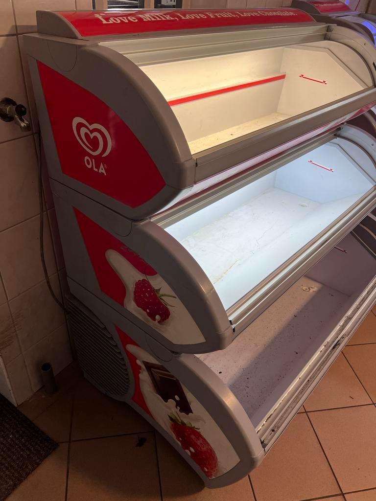 Ola etage vriezer - Ideaal voor ijs en diepvriesproducten, Gebruikt, Koelstraat 24, Goedeverf@gmail.com, 160 cm of meer