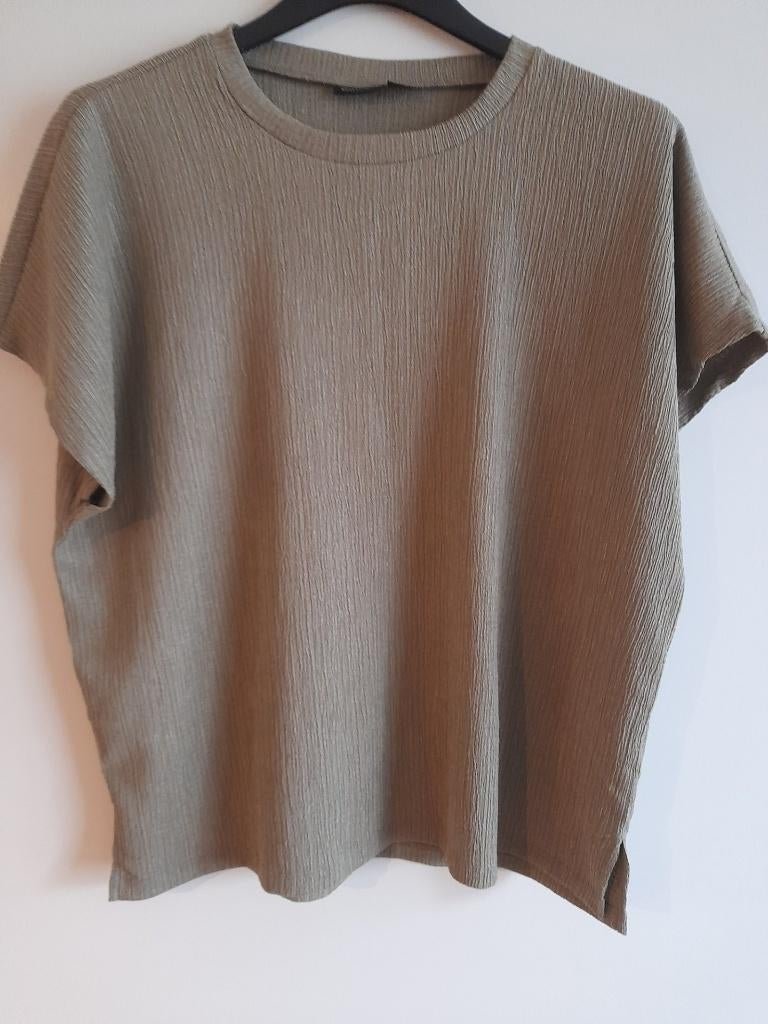 Top 40/42 esmara groen, Maat 42/44 (L), Ophalen of Verzenden, Zo goed als nieuw, Korte mouw