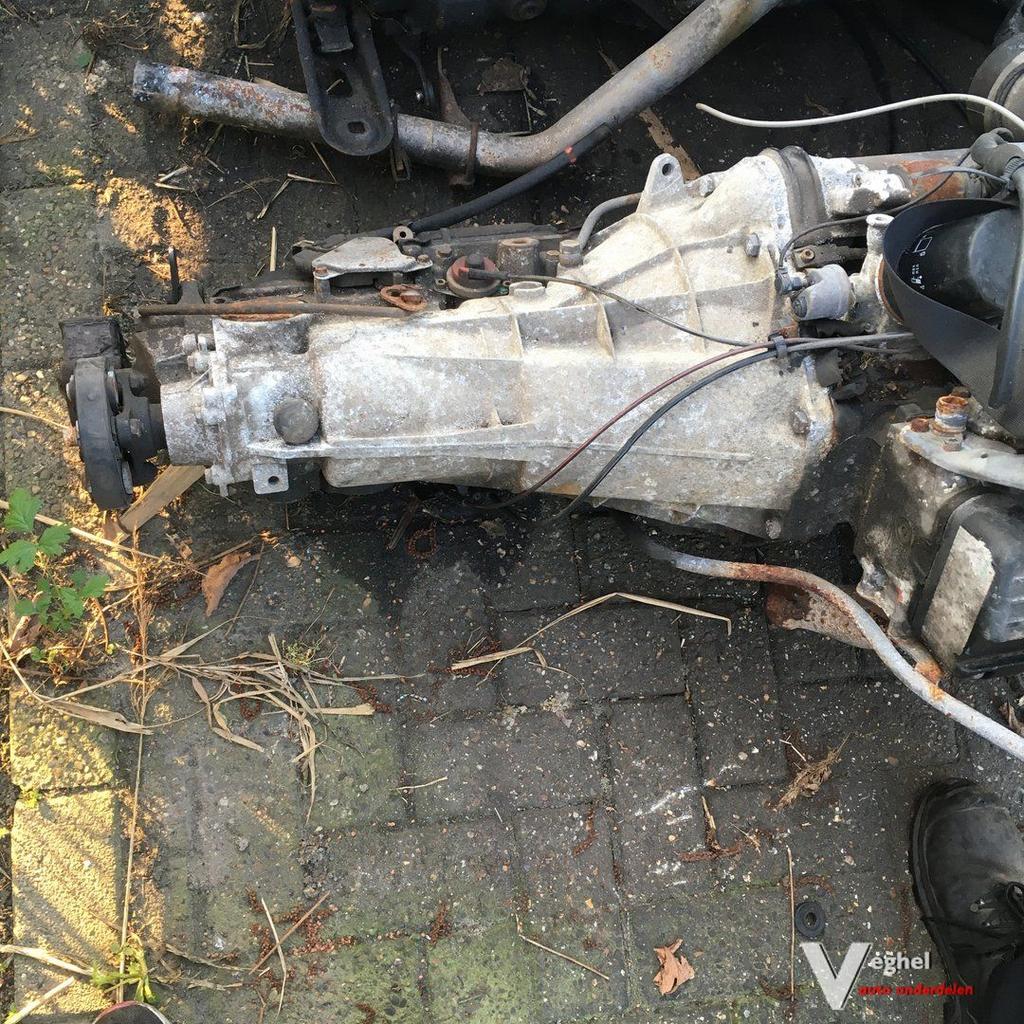 Mercedes W124 2.6  1986     Automaatbak, Ophalen, Gebruikt, -, -