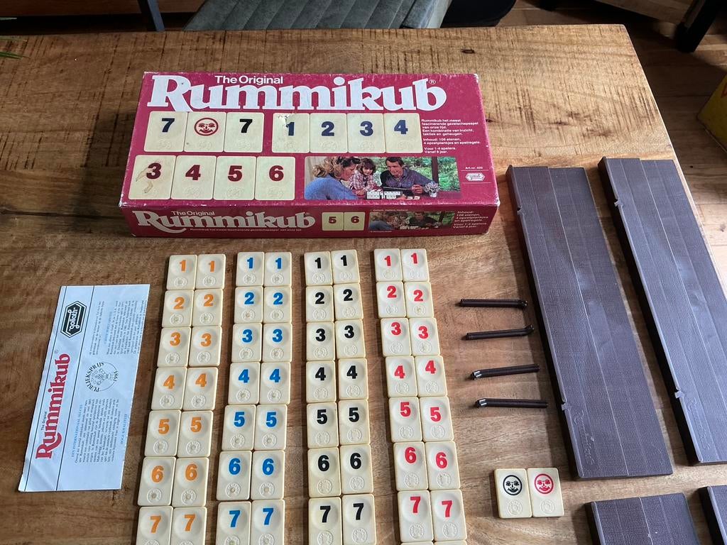 Rummikub grote stenen, Hobby en Vrije tijd, Gezelschapsspellen | Bordspellen, Ophalen of Verzenden, Gebruikt