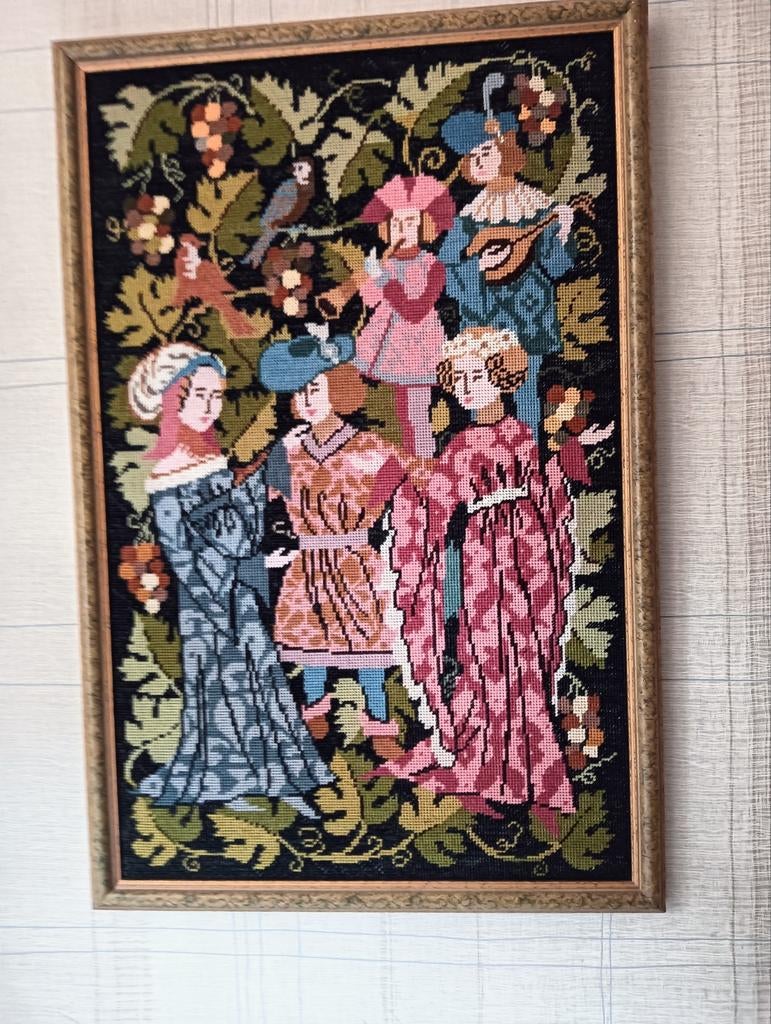 Handgeborduurd wandtapijt in prachtige lijst, Ophalen, Borduurpakket