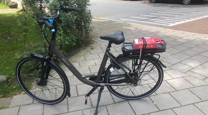 Stella Livorno elektrische fiets, Fietsen en Brommers, Elektrische fietsen, Zo goed als nieuw, 50 km per accu of meer, Ophalen