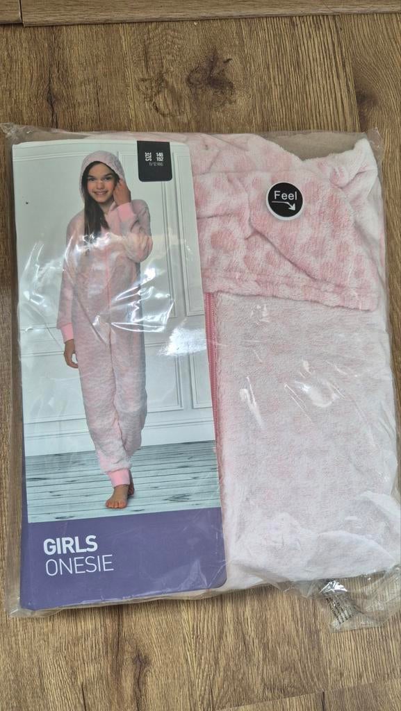 Lichtroze onesie 146/152, Kinderen en Baby's, Ophalen of Verzenden, Nieuw, Onbekend, Meisje