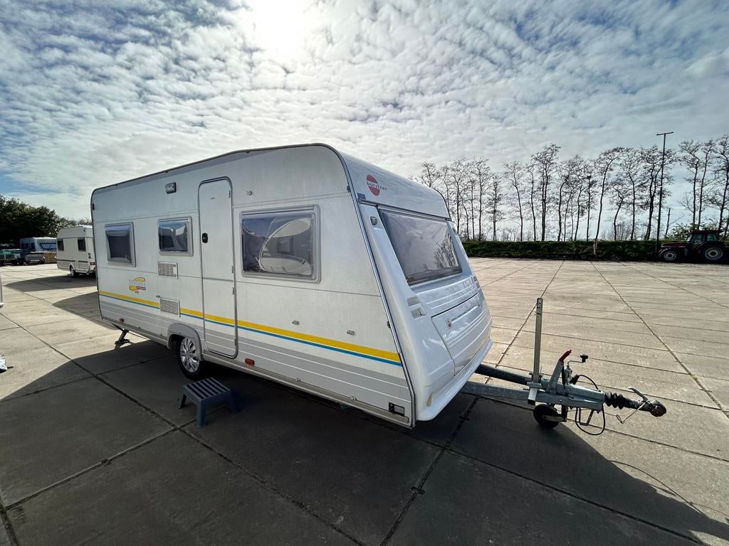 Burstner Ventana avantgarde 485 TK stapelbed, Rondzit, Particulier, Bürstner, Stabilisator