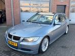 BMW 3-Serie 2.5 I 325 Touring AUT 2006 Grijs, Achterwielaandrijving, 2497 cc, 11 km/l, Particulier