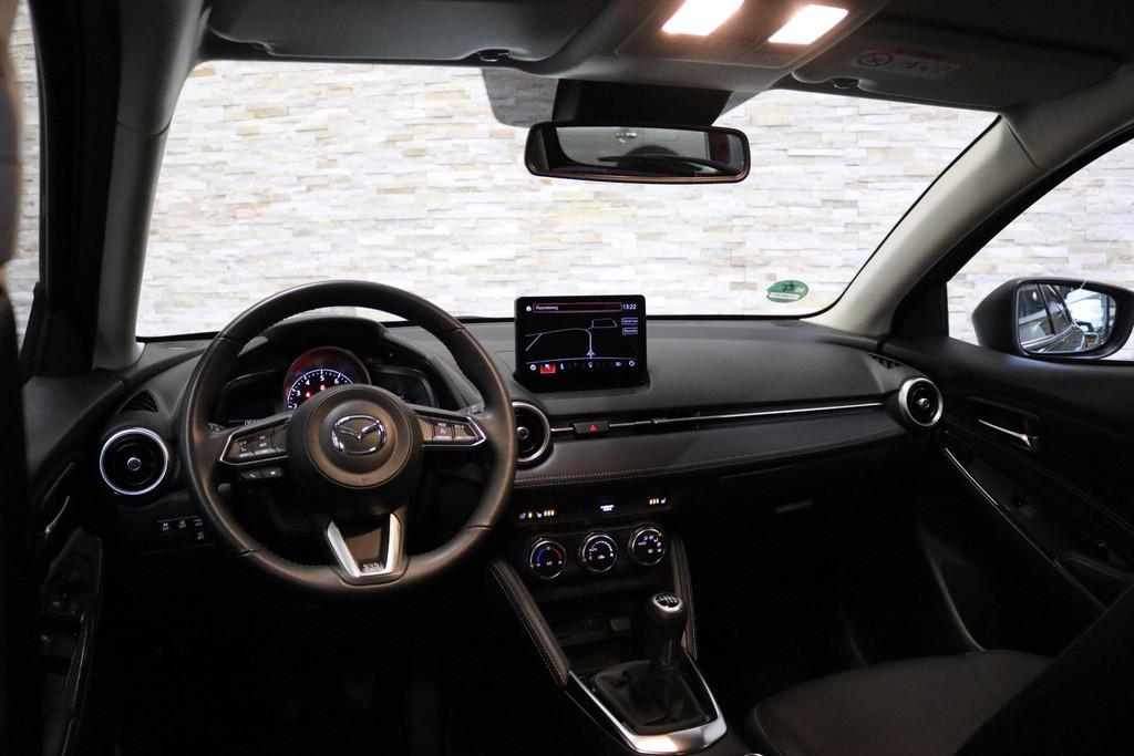 Mazda 2 1.5 Skyactiv-G Luxury | CARPLAY | NAVI | HEADUP | NA, Auto's, Mazda, Voorwielaandrijving, Stof, Euro 6, 4 cilinders