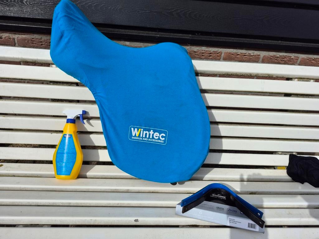 Wintec 500 Cair veelzijdigheidszadel  17,5, Ophalen, Nieuw, Recreatie