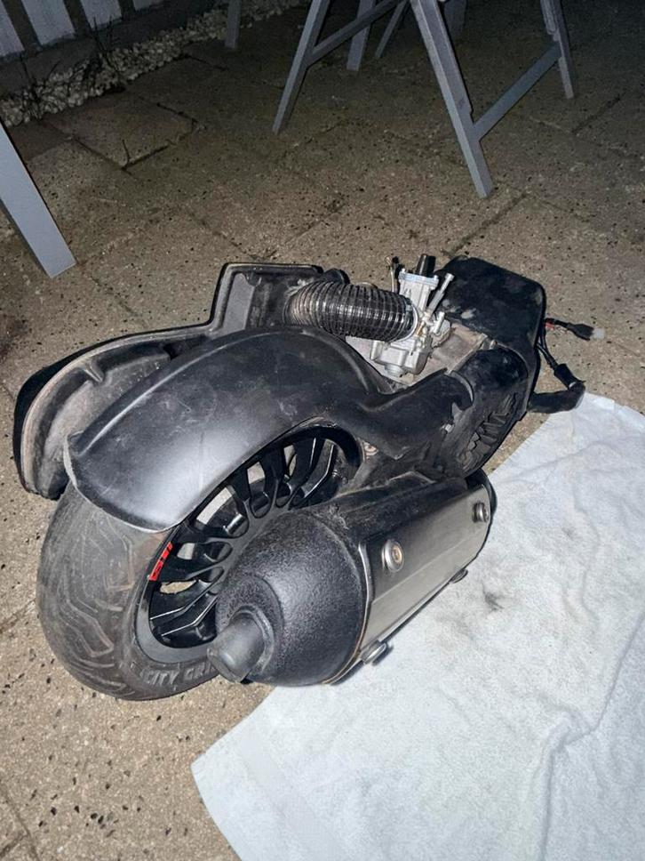 Skipper 125 blok tekoop met sm06, Fietsen en Brommers, Brommeronderdelen | Scooters, Zo goed als nieuw, Piaggio, Blok, Ophalen of Verzenden