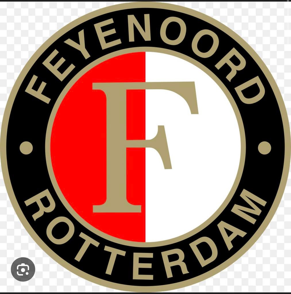 Gezocht Seizoenskaart Feyenoord ( welke vak maak niet uit), Seizoenskaart, Eén persoon, Augustus