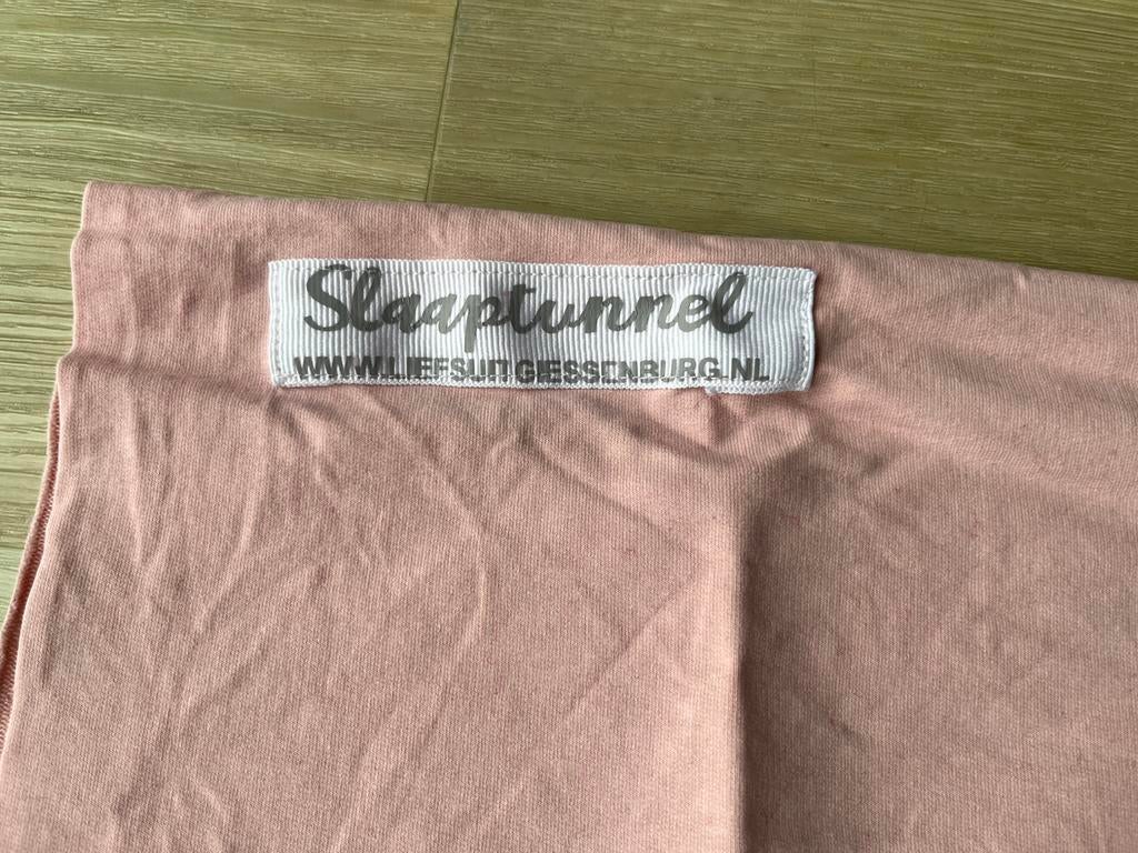 Slaaptunnel eenpersoonsbed roze, Jongetje of Meisje, Overige typen, Ophalen of Verzenden, Zo goed als nieuw