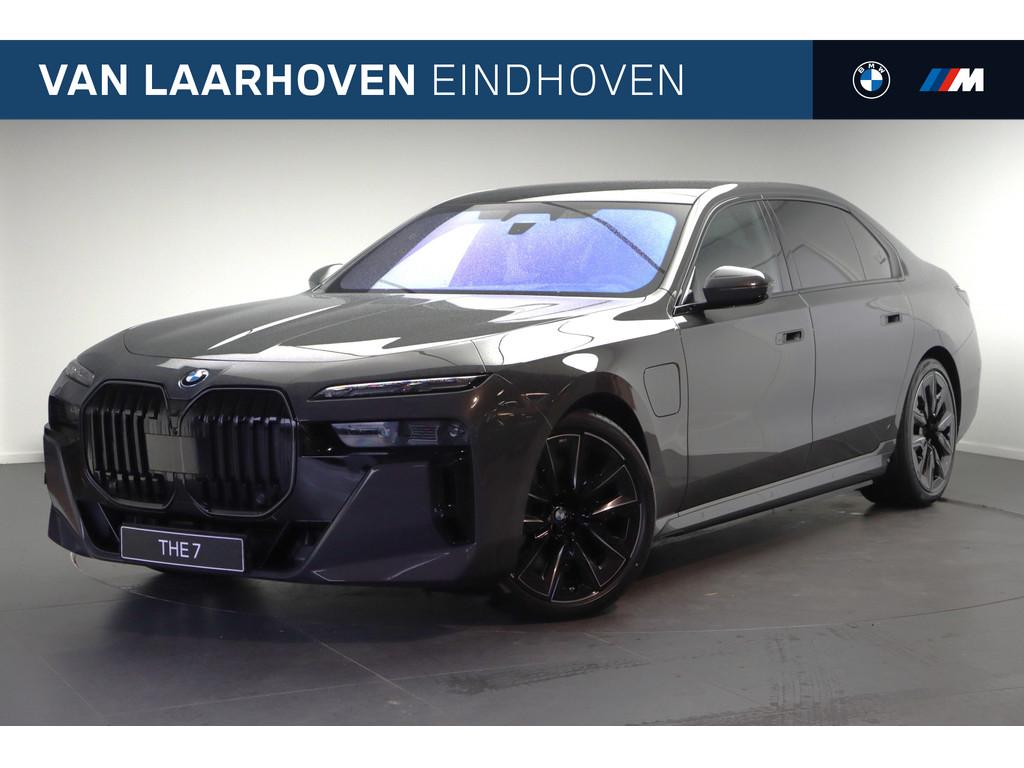 BMW 7 Serie 750e xDrive M Sport Automaat / Panoramadak Sky L, Auto's, Automaat, Zwart, Leder, Bedrijf