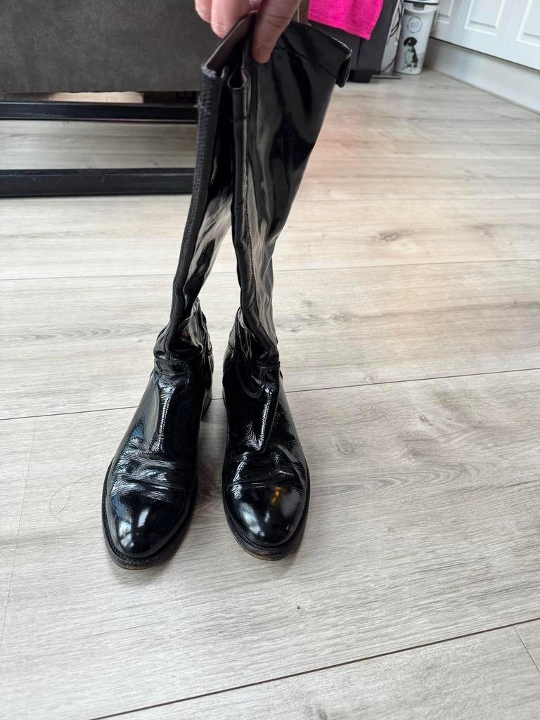 Italiaanse lakleren laarzen maat 39, Ophalen of Verzenden, Gedragen, Zwart, Hoge laarzen