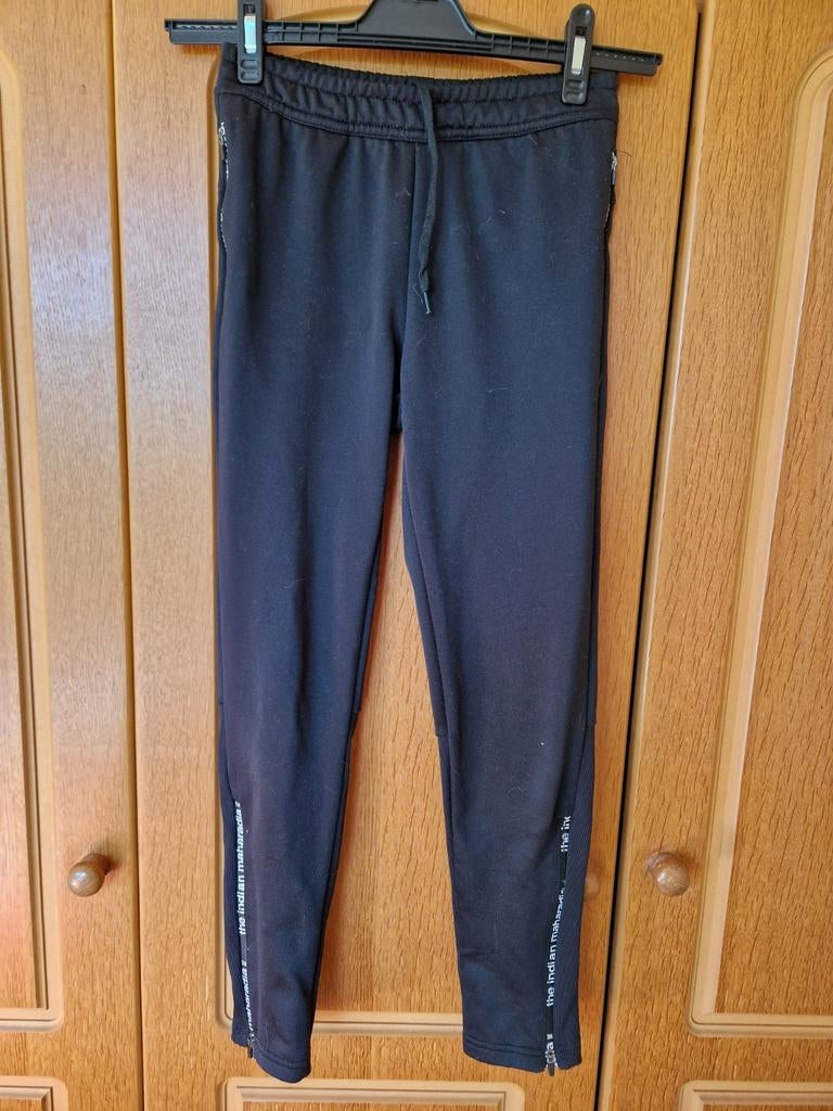 Zwarte joggingbroek/legging  maat 152 van Tim Sportwear, Broek, Gebruikt, The Indian Maharadja, Jongen of Meisje