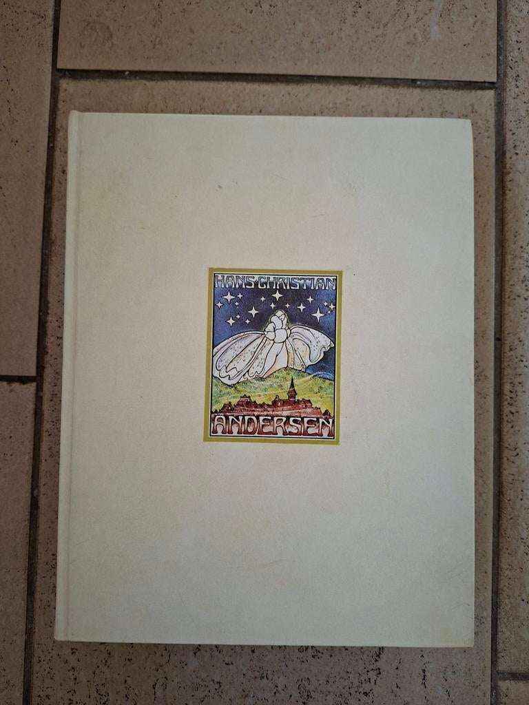 Boek Sprookjes en vertellingen van hans Christian andersen, Boeken, Sprookjes en Fabels, Ophalen of Verzenden, Gelezen